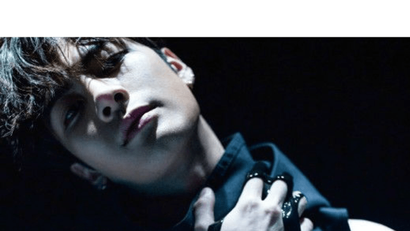 GOT7′s Jackson Posed for Men′s Uno