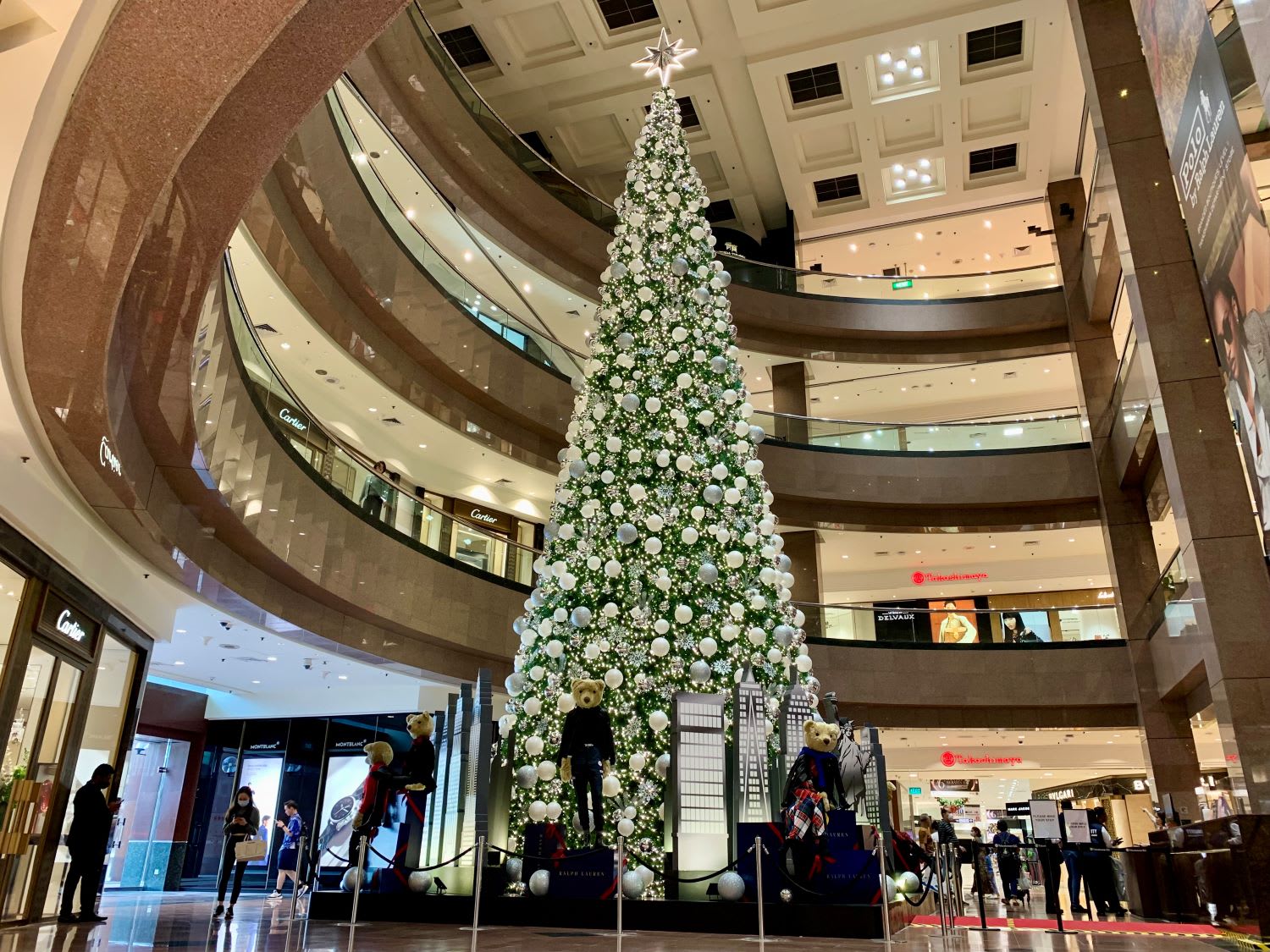 Discover the meaning of Christmas at Takashimaya Department Store