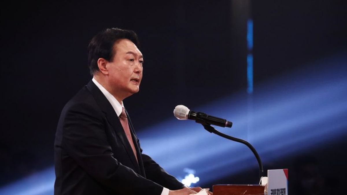 Former top prosecutor to challenge Moon's party in 2022 South ...