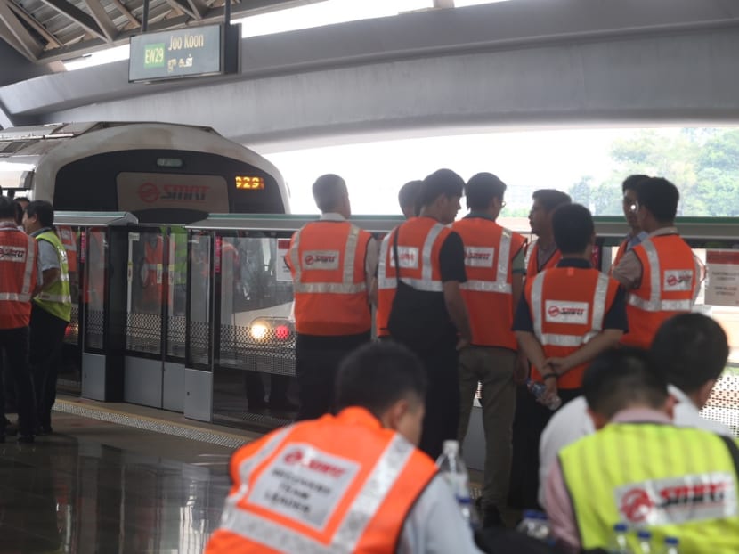 The train collision at Joo Koon MRT station during the rush hour on Wednesday morning (Nov 15) left 29 people injured. Photo: Koh Mui Fong/TODAY