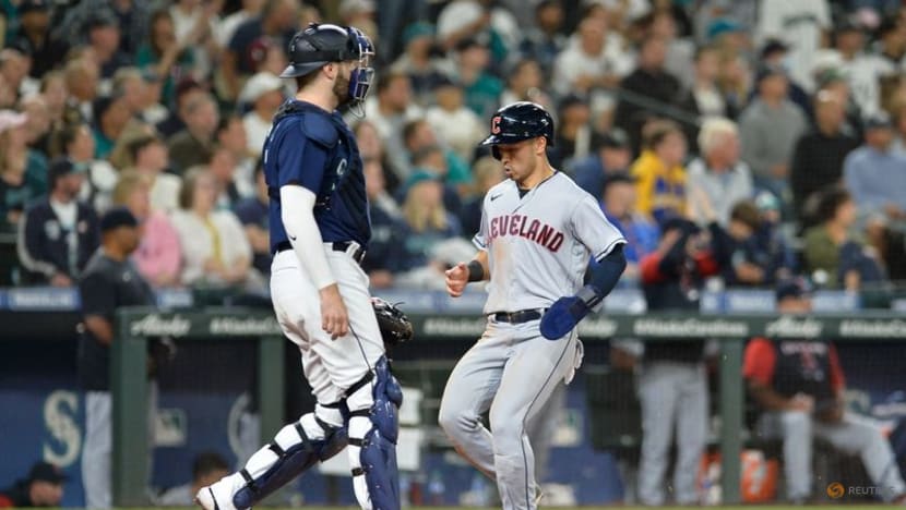 MLB roundup: Guardians' uprising upends Mariners MLB roundup: Guardians' uprising upends Mariners