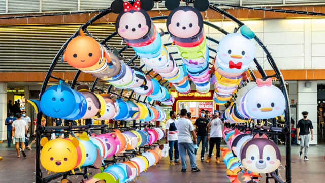 带着各品牌月饼　闯入Disney Tsum Tsum世界