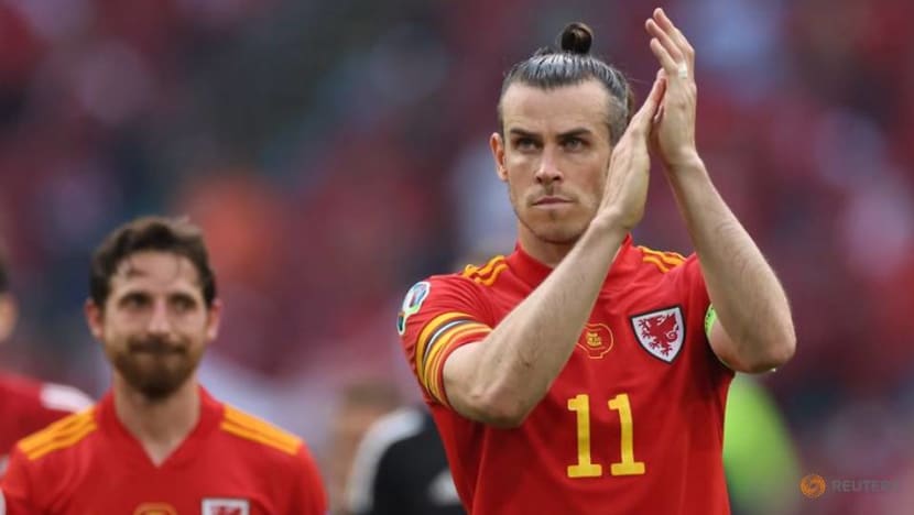 Soccer-Bale and Trippier to retain EU squad place in La Liga despite Brexit Soccer-Bale and Trippier to retain EU squad place in La Liga despite Brexit
