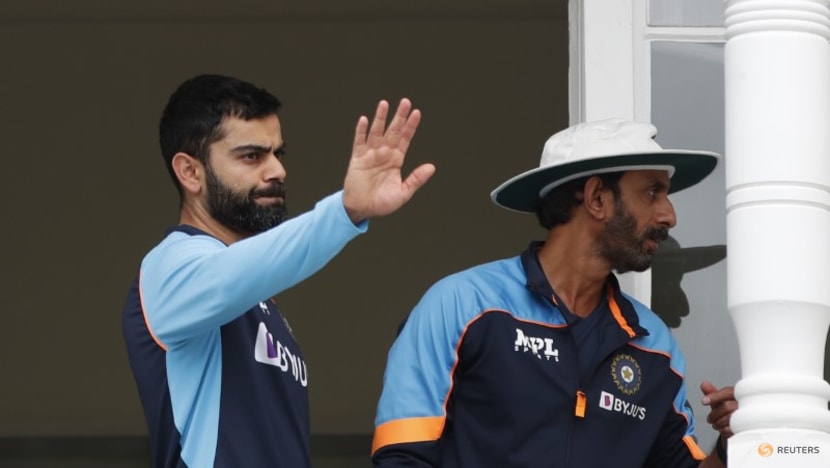 Cricket-India's Kohli elated with 'gold dust' from tailenders Cricket-India's Kohli elated with 'gold dust' from tailenders