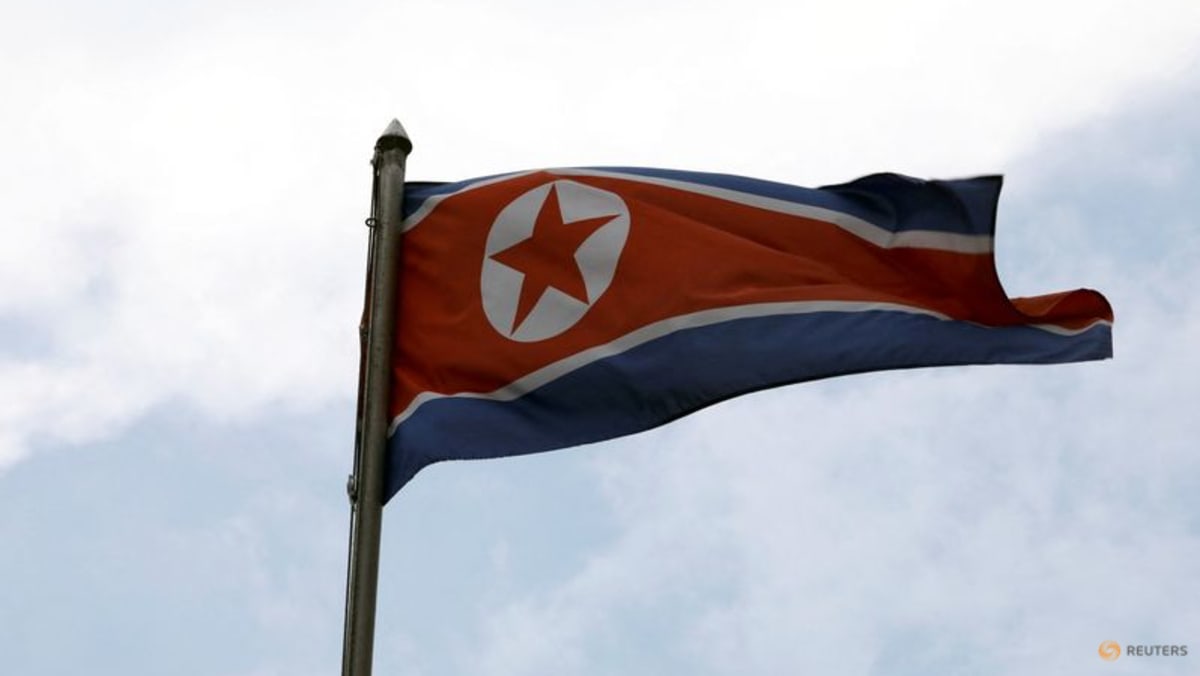 Korea Utara menggunakan rudal yang dibawa kereta api dalam uji coba hari Jumat: KCNA
