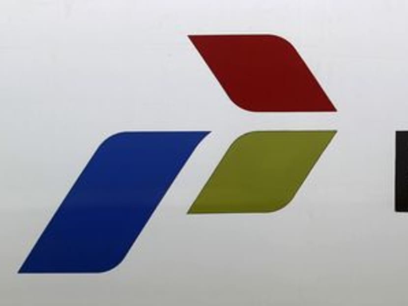 FILE PHOTO: The logo of Indonesian state energy firm Pertamina is seen in Jakarta January 26, 2011. REUTERS/Supri FILE PHOTO: The logo of Indonesian state energy firm Pertamina is seen in Jakarta January 26, 2011. REUTERS/Supri