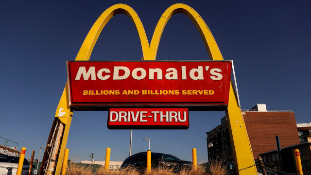 美媒：麦当劳本周将暂闭美国办公室 为裁员做准备