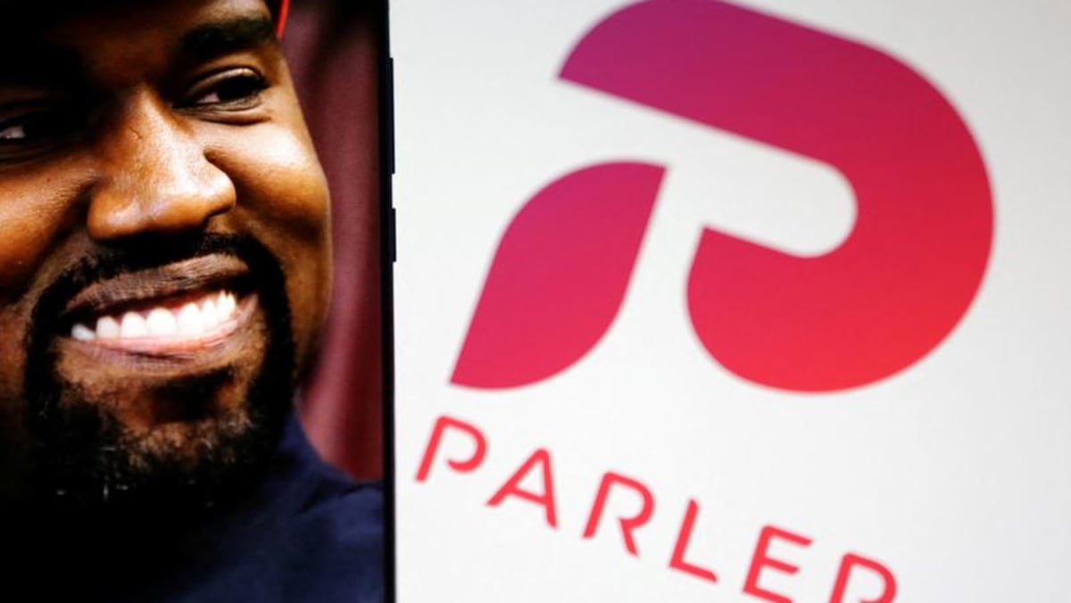 Kanye West setuju untuk membeli aplikasi media sosial Parler