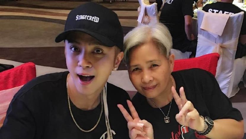 Show Luo Finally Speaks Up After Six Days; Tells Netizens To Stop Spreading Rumours About His Mother