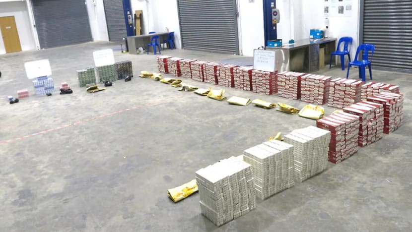 5 arrested, more than 1,100 cartons of duty unpaid cigarettes and drugs seized 5 arrested, more than 1,100 cartons of duty unpaid cigarettes and drugs seized