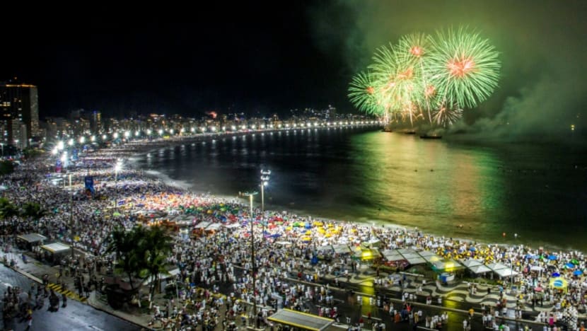 Rio's low-key New Year generates 50% less trash Rio's low-key New Year generates 50% less trash