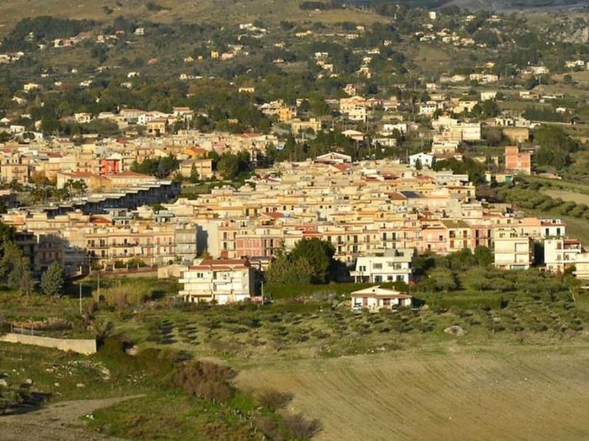 Italian town listing homes at just 1 euro, hopes to encourage re-population Italian town listing homes at just 1 euro, hopes to encourage re-population