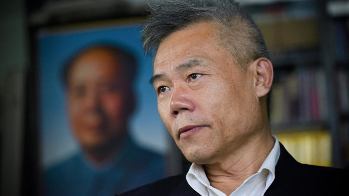Chinese internet censors ban anti-West firebrand Sima Nan for a year
