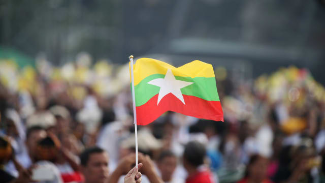 缅甸一政府设施发生炸弹袭击事件 导致五死11伤
