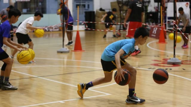 部分本地体育学院取消12岁以下未接种儿童的训练课程