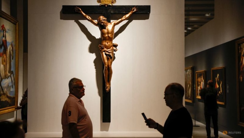 New Madrid gallery brings royal treasures under one roof