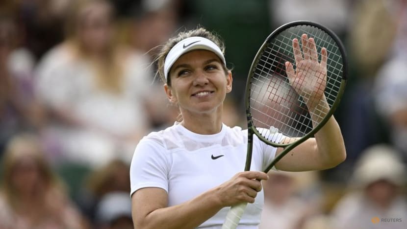 Former champion Halep thumps Frech to reach Wimbledon fourth round Former champion Halep thumps Frech to reach Wimbledon fourth round