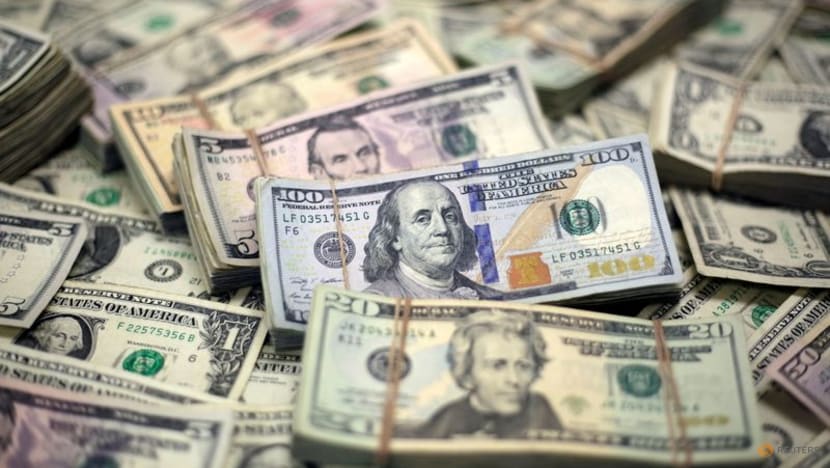 Dollar climbs as Evergrande uncertainty percolates Dollar climbs as Evergrande uncertainty percolates