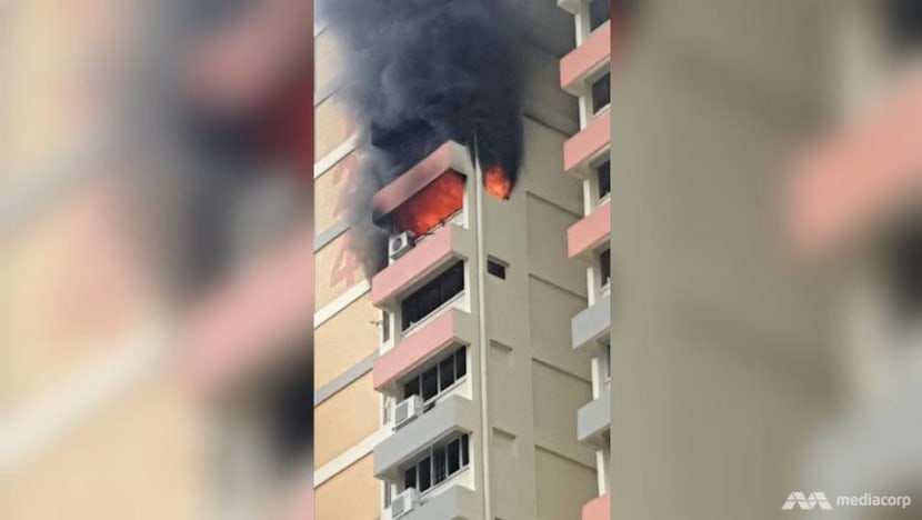 40 people evacuated from Clementi HDB block after unit catches fire