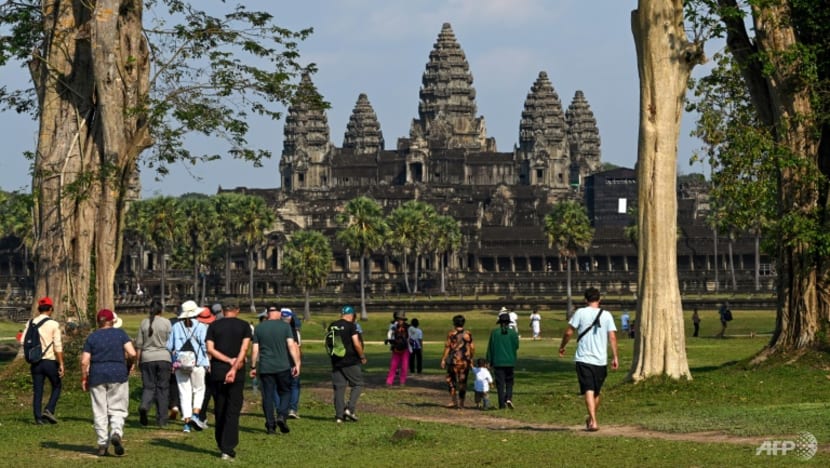 Family of late US billionaire agrees to return looted Cambodian artefacts