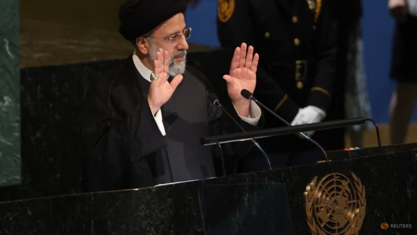 Iran insists on US guarantees to revive 2015 nuclear pact Iran insists on US guarantees to revive 2015 nuclear pact