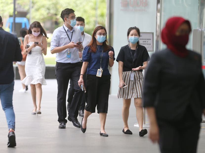Workers who refuse to disclose their vaccination status will be seen as unvaccinated by their employers, subjecting them to stricter workplace access rules and fewer Covid-19-related medical benefits than their vaccinated colleagues. Workers who refuse to disclose their vaccination status will be seen as unvaccinated by their employers, subjecting them to stricter workplace access rules and fewer Covid-19-related medical benefits than their vaccinated colleagues.