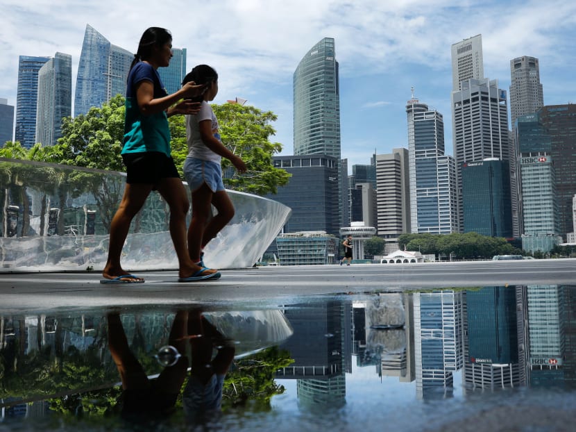Some private sector economists forecast a slight increase in the Singapore dollar Nominal Effective Exchange Rate (S$NEER), citing the better-than-expected economic growth of 4.6 per cent in the third quarter, which would lead to a better full-year growth. Photo: Reuters