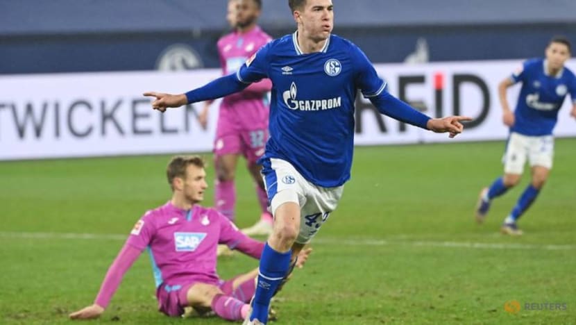 Schalke's Hoppe nets hat-trick to snap 30-game winless run Schalke's Hoppe nets hat-trick to snap 30-game winless run