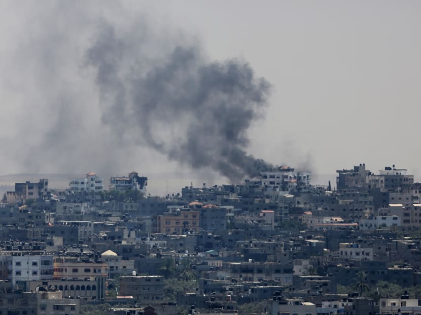 Smoke from an Israeli strike rises over Gaza City, Thursday, July 24, 2014. Photo: AP