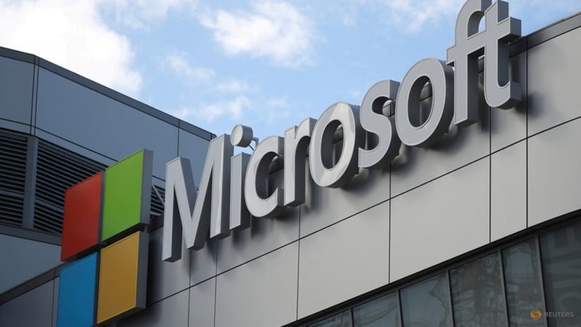 Microsoft soothes market fears with forecast for double-digit revenue growth Microsoft soothes market fears with forecast for double-digit revenue growth