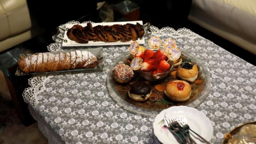 'Abu Dhabi' doughnut a Hanukkah hit in Israel 'Abu Dhabi' doughnut a Hanukkah hit in Israel