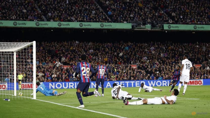 Kessie's stunner hands Barcelona comeback win over Real Madrid Kessie's stunner hands Barcelona comeback win over Real Madrid
