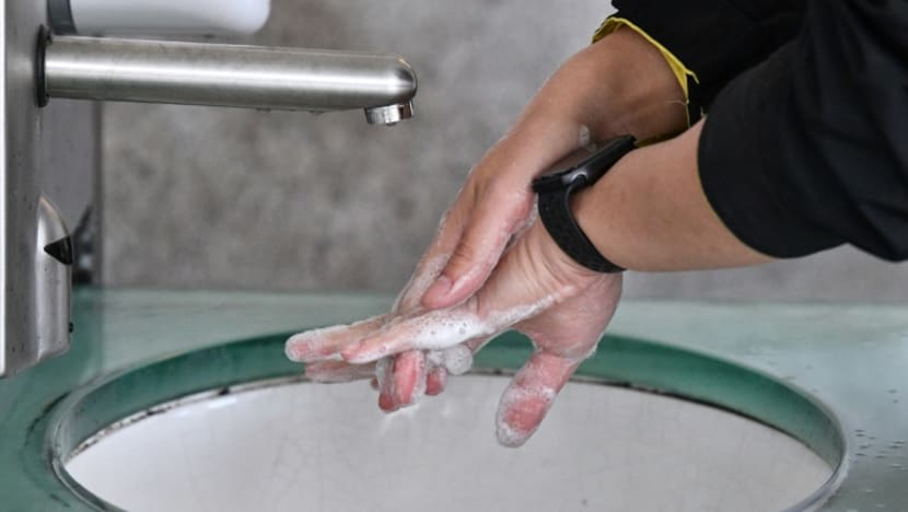 Commentary: COVID-19 - research shows proper hand drying is also vital Commentary: COVID-19 - research shows proper hand drying is also vital