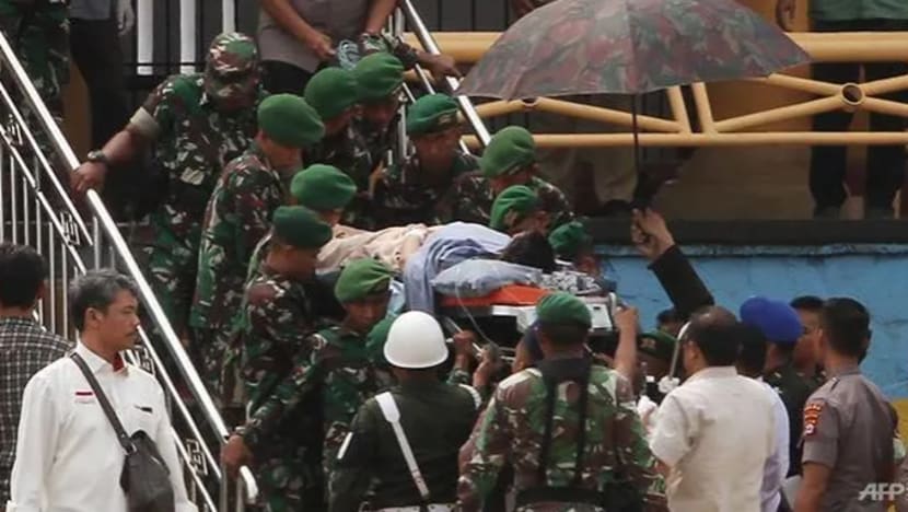 Menteri Keselamatan Indonesia ditikam: S'pura kutuk 'serangan pengganas tidak masuk akal'
