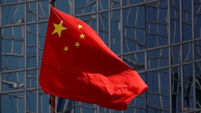 中国驻乌使馆提醒中国公民 不要随意展示身份
