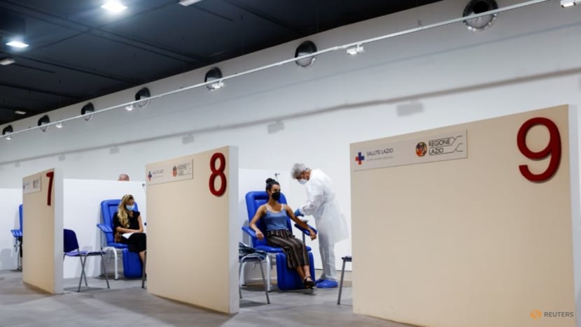 Italy reports 22 coronavirus deaths and 6,902 new cases Italy reports 22 coronavirus deaths and 6,902 new cases