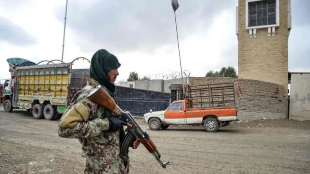 塔利班：巴基斯坦军方在阿富汗边境发动空袭 八个平民死亡