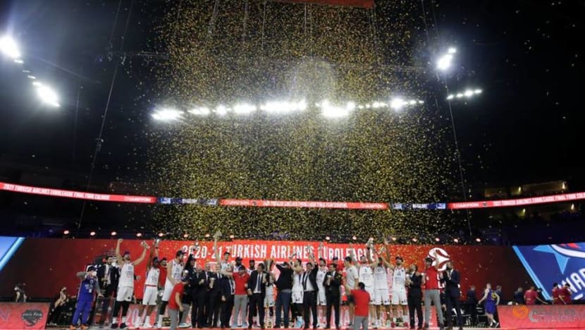 Basketball-Anadolu Efes edge Barcelona to win Euroleague title Basketball-Anadolu Efes edge Barcelona to win Euroleague title
