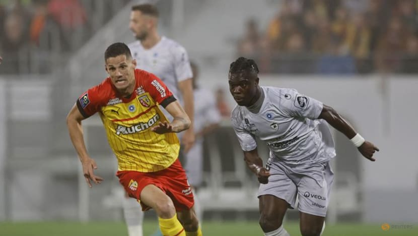 Lens consolidate second place with another home win Lens consolidate second place with another home win