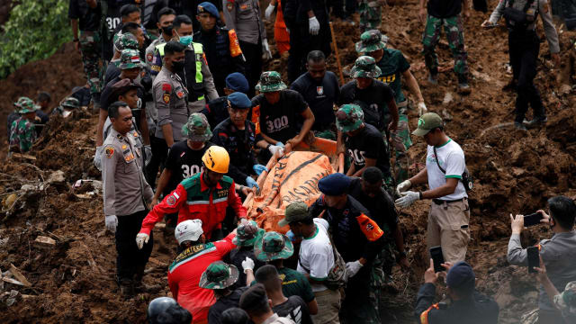 李总理向印尼地震遇难者家属和灾民 表示哀悼