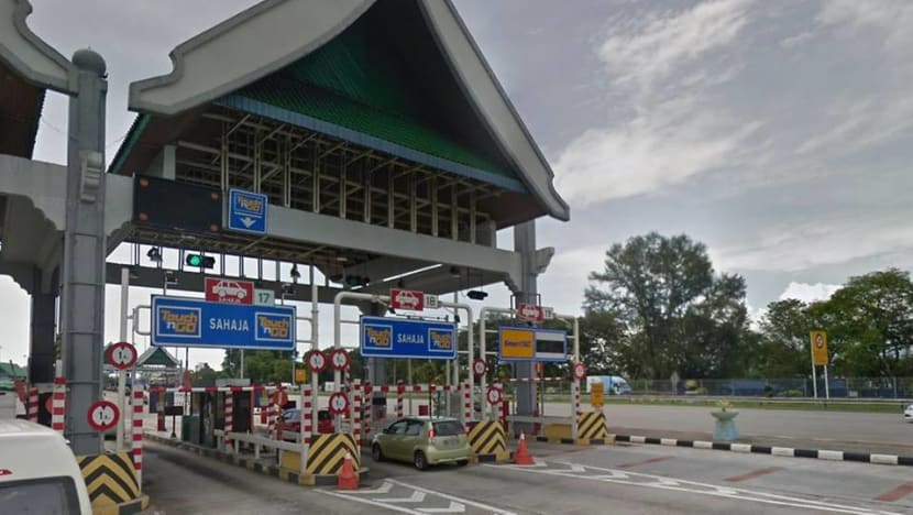 Lower tolls on some Malaysia highways from Feb 1