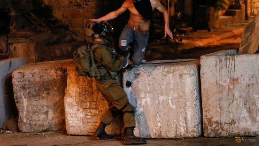 Israel catches two more escaped Palestinian militants, police say Israel catches two more escaped Palestinian militants, police say