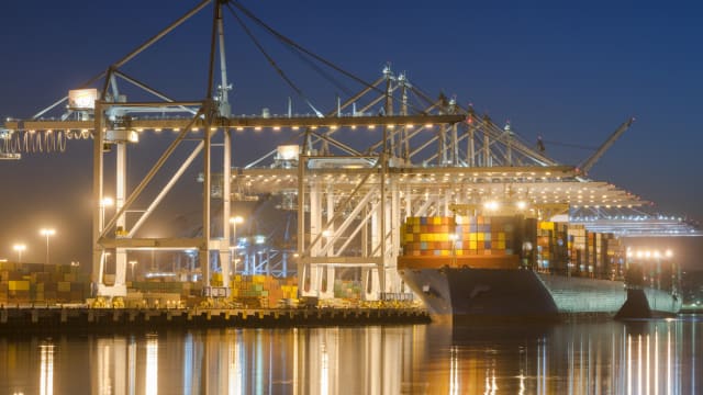 进口减少 美国商品贸易赤字连续五个月收窄