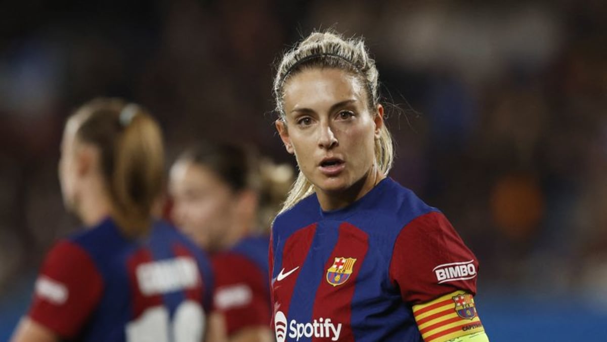Barcelona’s Putellas to undergo knee surgery Barcelona’s Putellas to undergo knee surgery