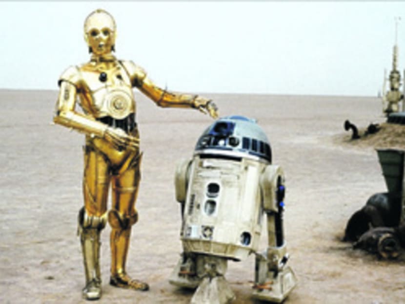 C-3PO and R2-D2: Not 
the best of 
pals off-screen.