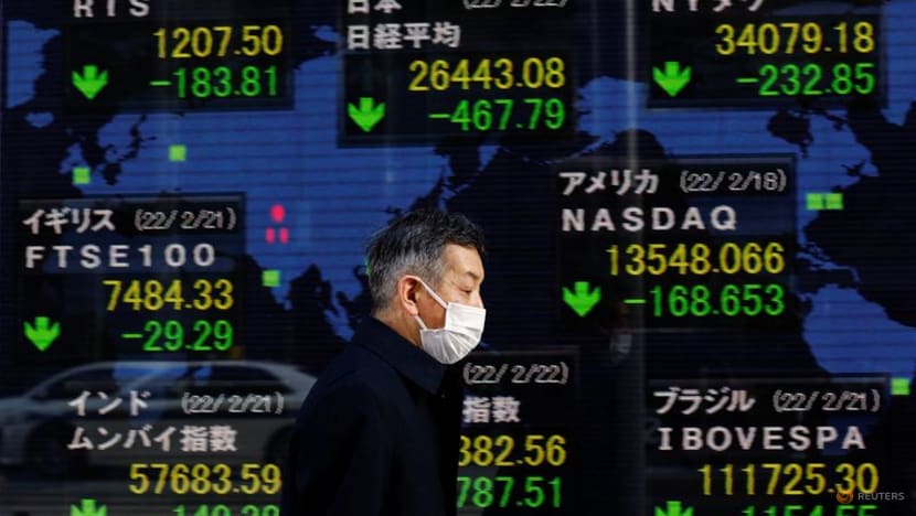 Glittering gold gives markets some Christmas cheer Glittering gold gives markets some Christmas cheer