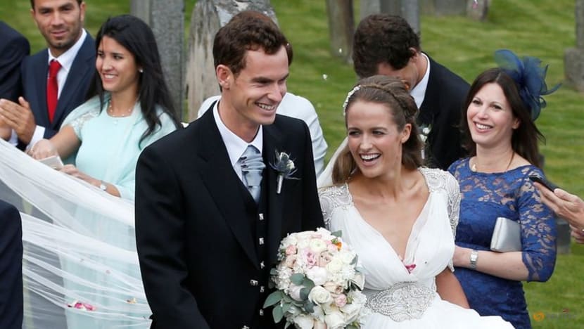 Murray reunited with wedding ring, stinky shoes Murray reunited with wedding ring, stinky shoes