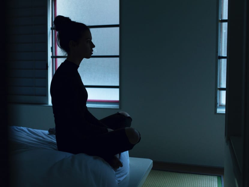 A large new study reports some of the most persuasive findings yet to suggest that people who don’t get enough sleep in their 50s and 60s may be more likely to develop dementia when they are older. A large new study reports some of the most persuasive findings yet to suggest that people who don’t get enough sleep in their 50s and 60s may be more likely to develop dementia when they are older.