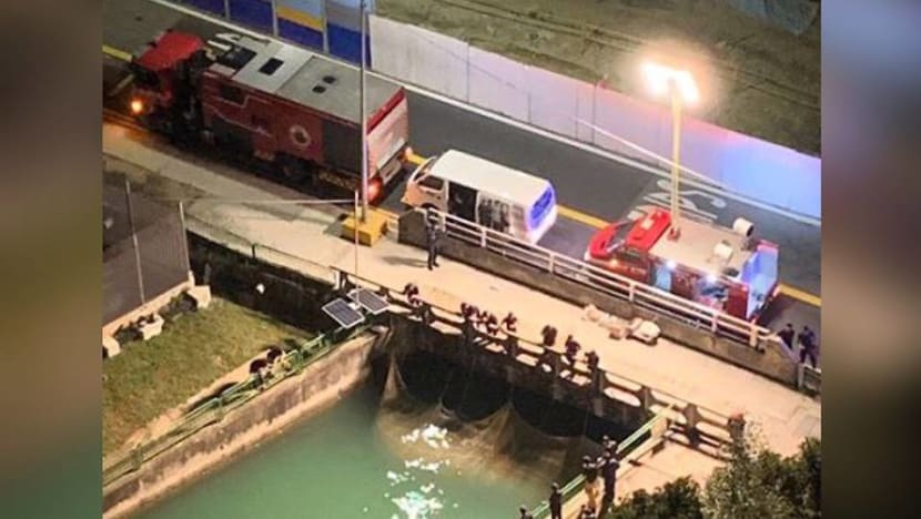 Body found at canal along Marine Parade Road Body found at canal along Marine Parade Road