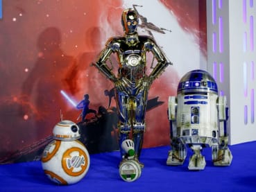 Production of upcoming Star Wars movie delayed because of director's busy schedule